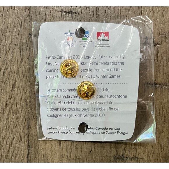 Canada Vancouver 2010 Olympic Pin Totem Pole New - Picture 3 of 4